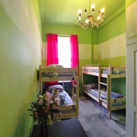 Oliwka Hostel *