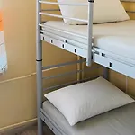 Oliwka - Metro Swietokrzyska Hostel Warschau