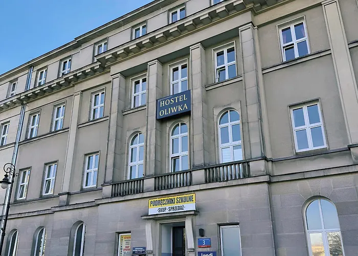 Hostel Oliwka - Metro Świętokrzyska *